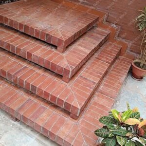 Plain Red Natural Terracotta Clay Brick Staircase Paver